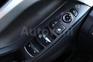 2016 HYUNDAI  AVANTE ELANTRA 1.6 GDI SMART BASIC - 16