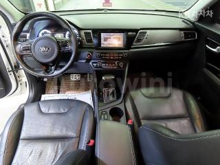 2017 KIA NIRO 1.6 NOBLESSE - 10