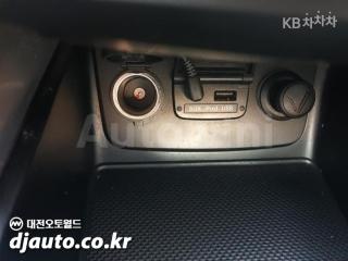 2011 HYUNDAI YF SONATA LPI LUXURY - 9
