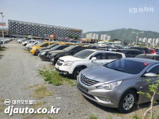 2011 HYUNDAI YF SONATA LPI LUXURY - 10