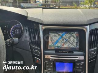 2011 HYUNDAI YF SONATA LPI LUXURY - 12