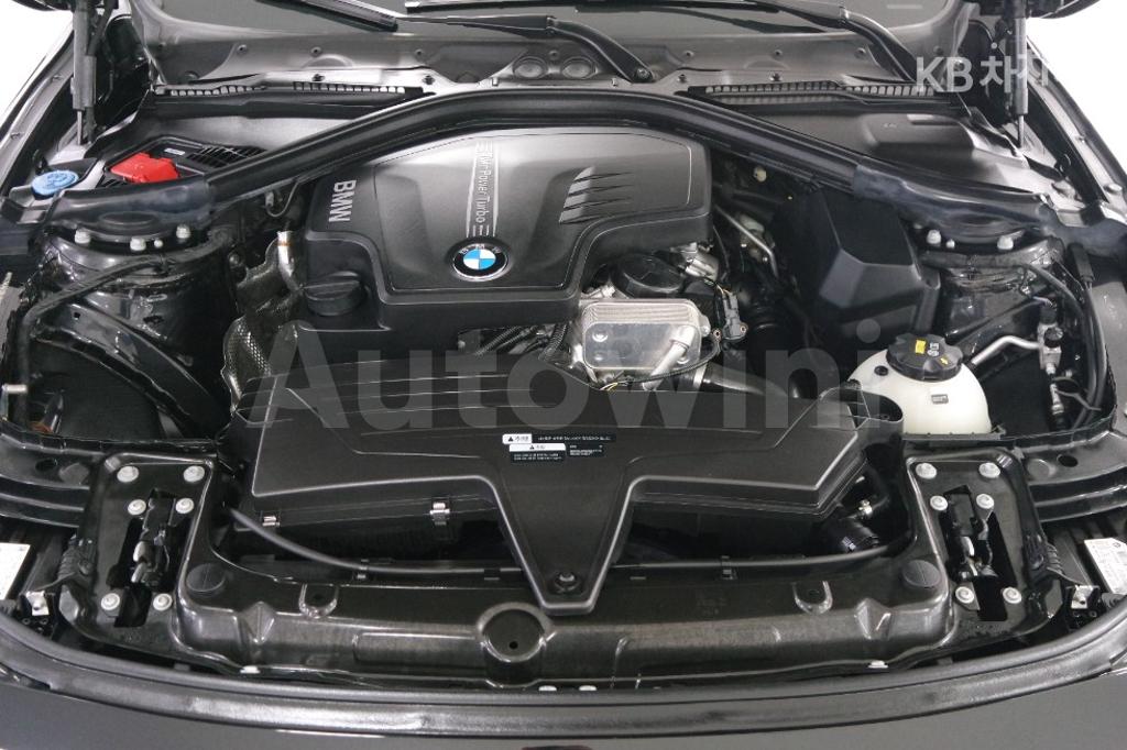 WBA8A9105JAH11952 2018 BMW 3 SERIES 320I SEDAN MSPORTS F30(13~)-5