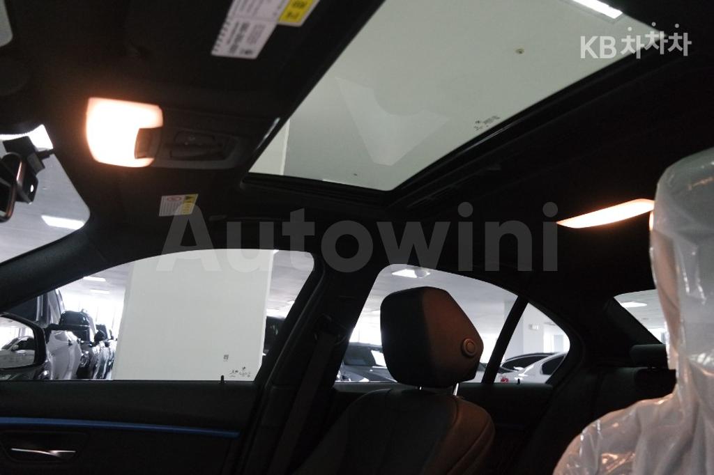 2018 BMW 3 SERIES 320I SEDAN MSPORTS F30(13~) - 18