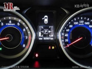 2016 HYUNDAI  AVANTE ELANTRA 1.6 GDI STYLE BASIC - 9