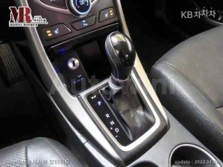 2016 HYUNDAI  AVANTE ELANTRA 1.6 GDI STYLE BASIC - 11
