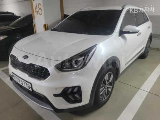 KNACE81CGLA369499 2020 KIA  NIRO 1.6 HEV NOBLESSE SPECIAL-1