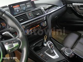 2018 BMW 3 SERIES 320I SEDAN CP - 9
