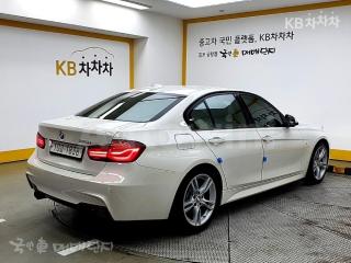 WBA8B910XJA194142 2018 BMW 3 SERIES 330I F30 쉐도우 EDITION-2