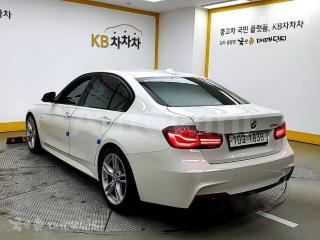 WBA8B910XJA194142 2018 BMW 3 SERIES 330I F30 쉐도우 EDITION-3