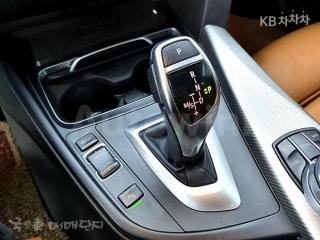 2018 BMW 3 SERIES 330I F30 쉐도우 EDITION - 14