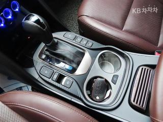 2018 HYUNDAI  MAXCRUZ DIESEL(E-VGT)R2.2 4WD 파이니스트 EDITION 7 SEATS - 11