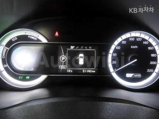 2018 KIA NIRO 1.6 PRESTIGE - 9