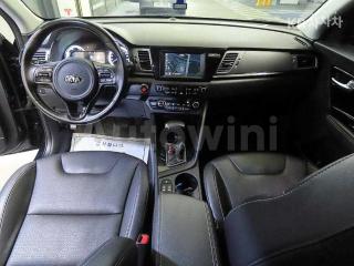 2018 KIA NIRO 1.6 PRESTIGE - 10