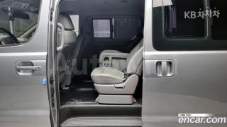 2017 HYUNDAI GRAND STAREX H-1 12 SEATS - 13