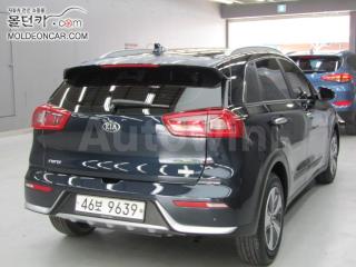 2018 KIA NIRO 1.6 PRESTIGE - 3