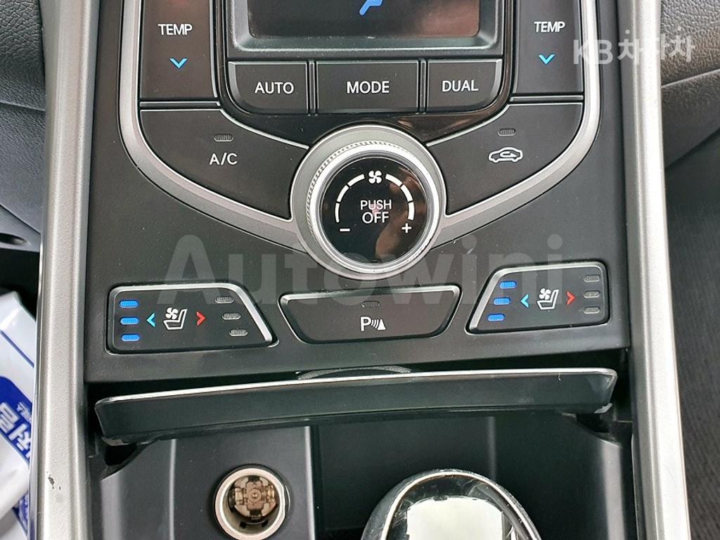 2016 HYUNDAI  AVANTE ELANTRA 1.6 VGT 텐밀리언 LIMITED - 13
