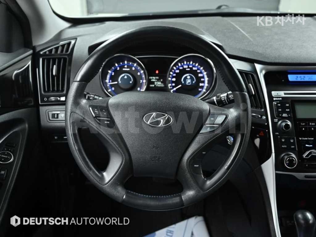 2011 HYUNDAI YF SONATA Y20 PRIMEBLACK - 13