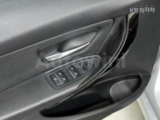 2018 BMW 3 SERIES 320D F30(12~) - 12