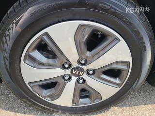 2017 KIA NIRO 1.6 LUXURY - 14