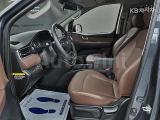 KMHWK81KBJU985252 2018 HYUNDAI  GRAND STAREX URBAN 9 SEATS EXCLUSIVE-4