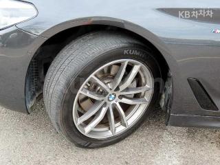 2017 BMW  5SERIES G30  520D M SPORT PLUS - 19