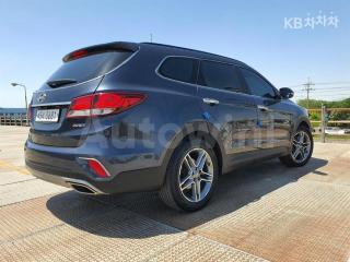 KMHSN81XBGU170578 2016 HYUNDAI  MAXCRUZ DIESEL(E-VGT)R2.2 2WD EXCLUSIVE SPECIAL 6 SEATS-4