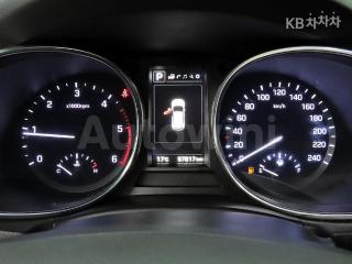 2017 HYUNDAI  MAXCRUZ DIESEL(E-VGT)R2.2 2WD PRESTIGE 6 SEATS - 8