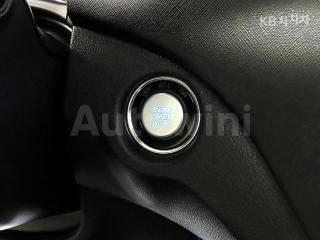 2017 HYUNDAI  MAXCRUZ DIESEL(E-VGT)R2.2 2WD PRESTIGE 6 SEATS - 12