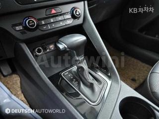 2017 KIA NIRO 1.6 PRESTIGE - 9
