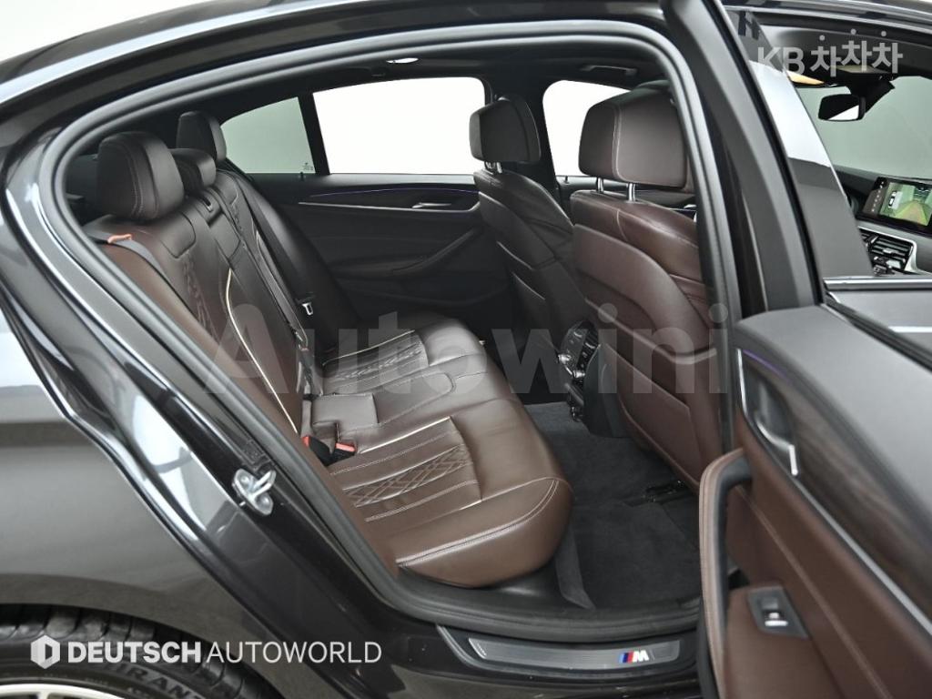 2017 BMW 5 SERIES 530I - 12