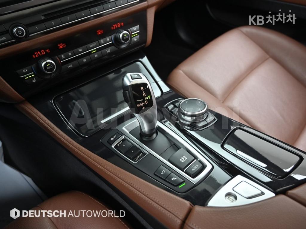 2016 BMW 5 SERIES 520D F10(10~16년) - 9