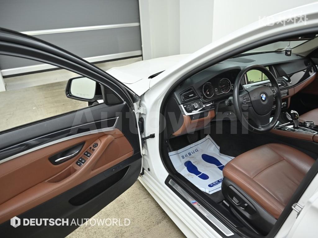 2016 BMW 5 SERIES 520D F10(10~16년) - 11