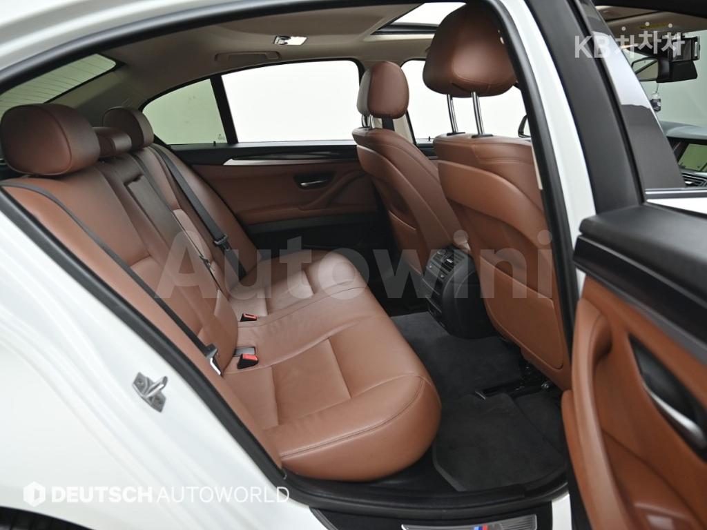 2016 BMW 5 SERIES 520D F10(10~16년) - 12