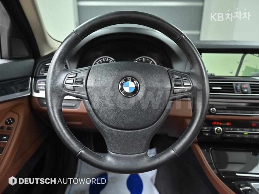 2016 BMW 5 SERIES 520D F10(10~16년) - 13
