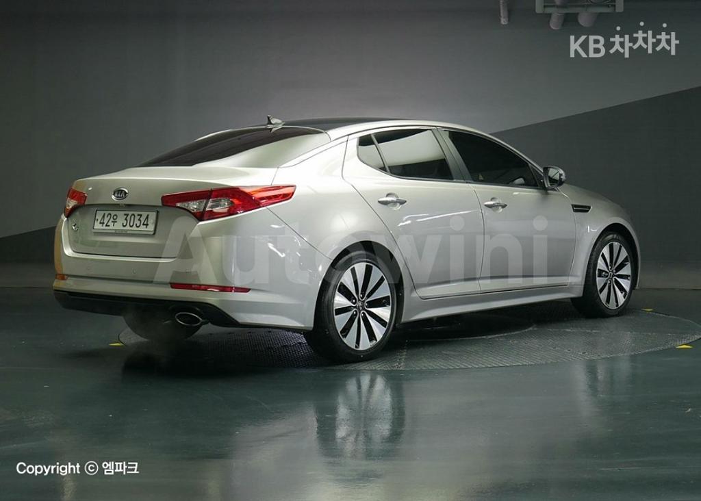 KNAGN411BBA053707 2010 KIA K5 OPTIMA GASOLINE 2.0 PRESTIGE-3