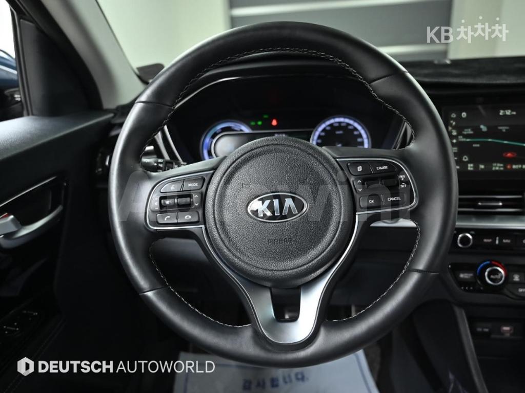 2021 KIA  NIRO 1.6 HEV NOBLESSE - 13
