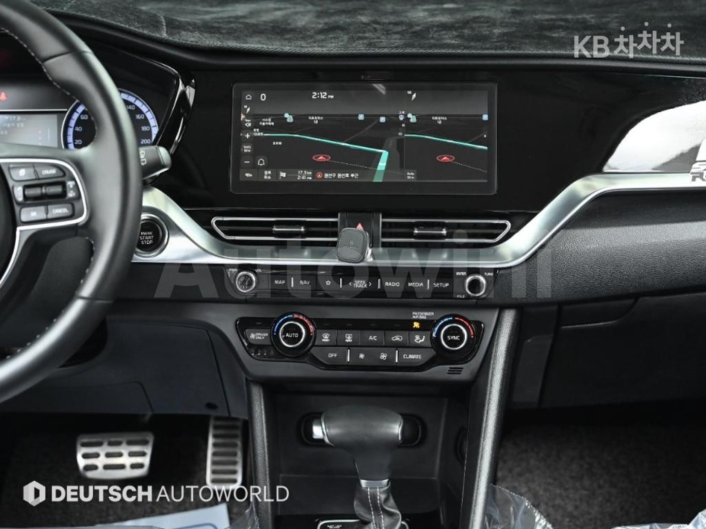 2021 KIA  NIRO 1.6 HEV NOBLESSE - 14