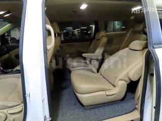 2019 KIA  CARNIVAL SEDONA 9 SEATS 2.2 DIESEL LUXURY - 7