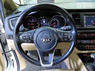2019 KIA  CARNIVAL SEDONA 9 SEATS 2.2 DIESEL LUXURY - 9