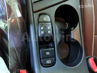 2020 KIA  NIRO 1.6 HEV NOBLESSE SPECIAL - 13