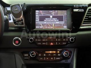 2018 KIA NIRO 1.6 PRESTIGE - 11