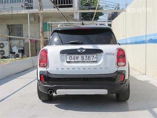 WMWYU1103H3D17275 2017 MINI COOPER COUNTRYMAN D ALL4 2.0 BASIC-2