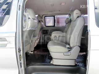 KMJWA37KBKU086621 2019 HYUNDAI  GRAND STAREX 웨건 12 SEATS SMART-5