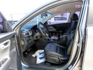 2018 KIA NIRO 1.6 LUXURY - 5