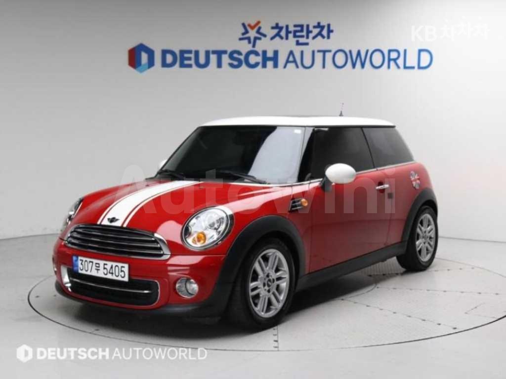 WMWSU3100BT020924 2011 MINI COOPER 1.6 SE-1