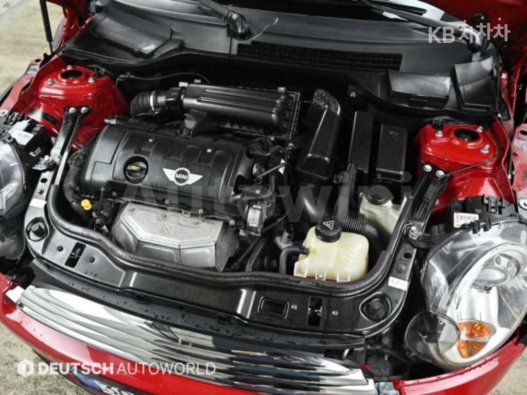 WMWSU3100BT020924 2011 MINI COOPER 1.6 SE-5