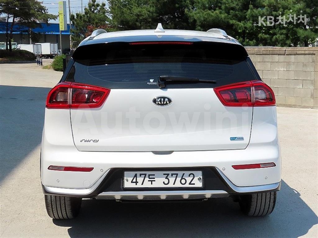 2018 KIA NIRO 1.6 PRESTIGE - 4