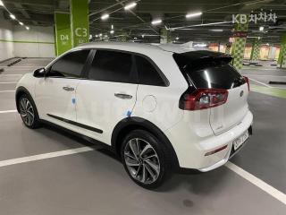 2018 KIA NIRO 1.6 PRESTIGE - 3
