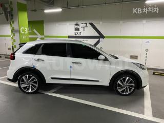 2018 KIA NIRO 1.6 PRESTIGE - 5