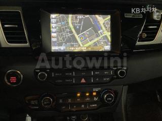 2018 KIA NIRO 1.6 PRESTIGE - 10